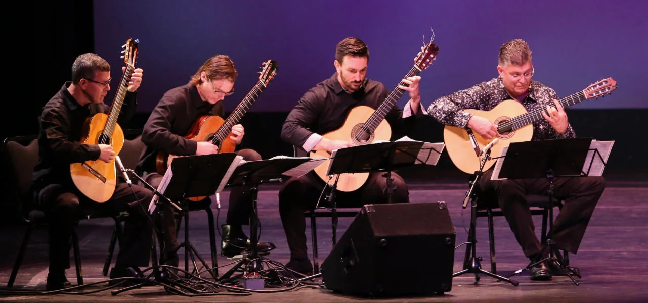 Welson Tremura performing in an ensemble